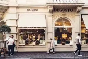 DEGUSTO Restobar & Feinkost