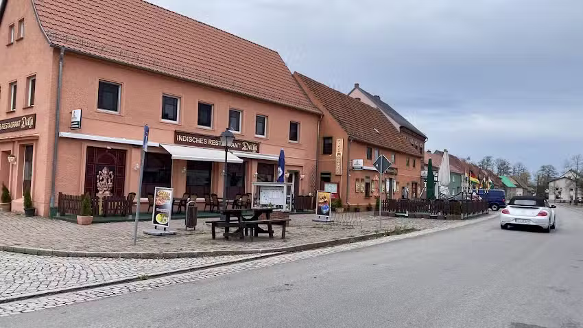 Delhi Pizzaservice & Restaurant