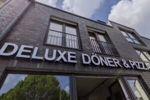 Deluxe Döner & Pizza