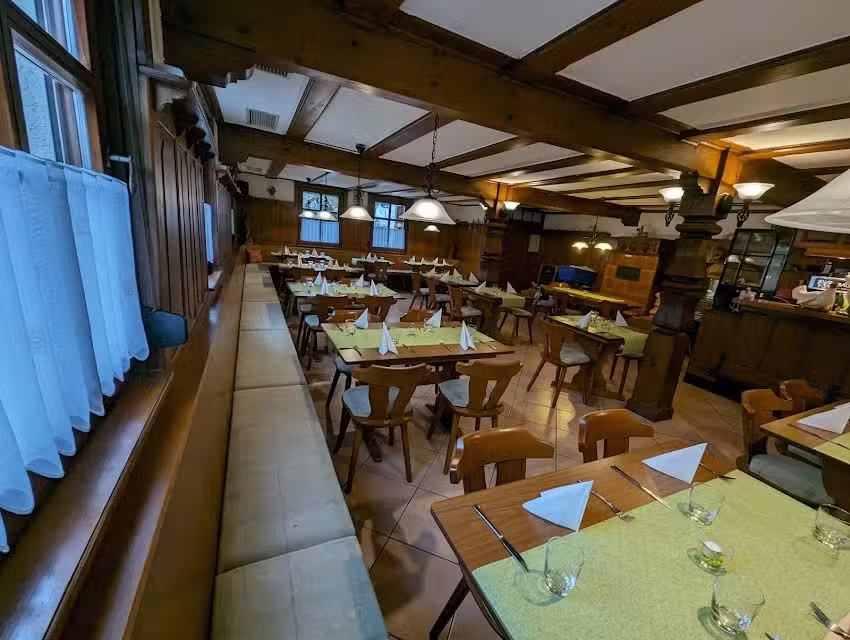 der Hirsch Zusenhofen