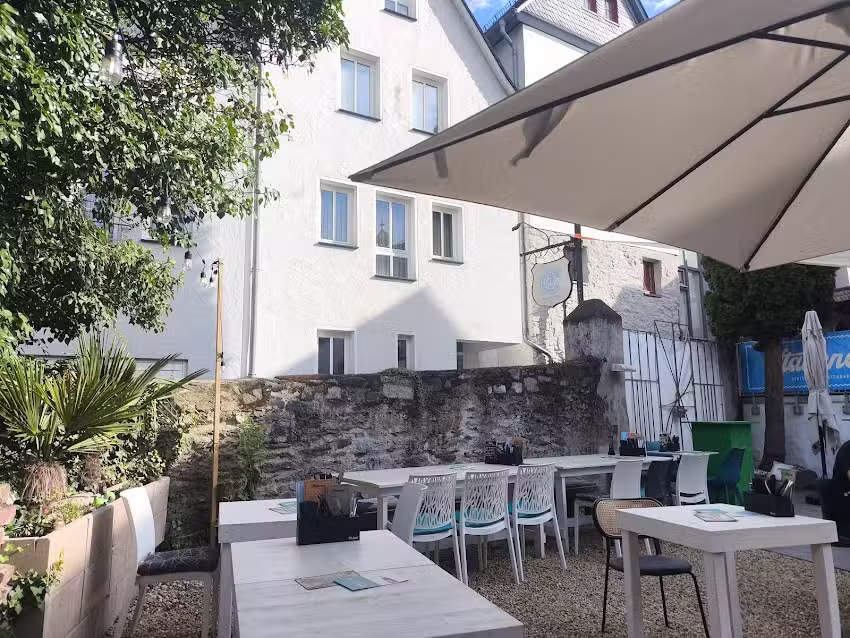 Der Italiener | Spritzeria & Pizzabar