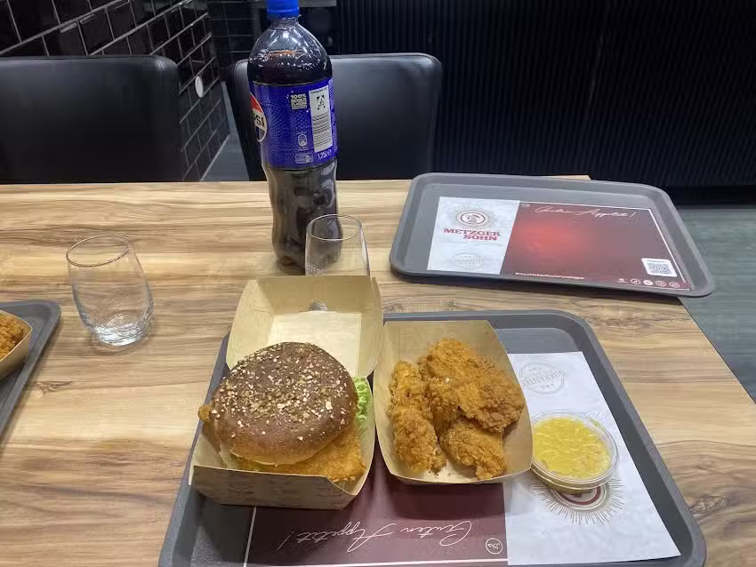 Der Metzgersohn Chicken Factory