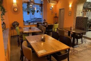 Desi Dhaba Restaurant