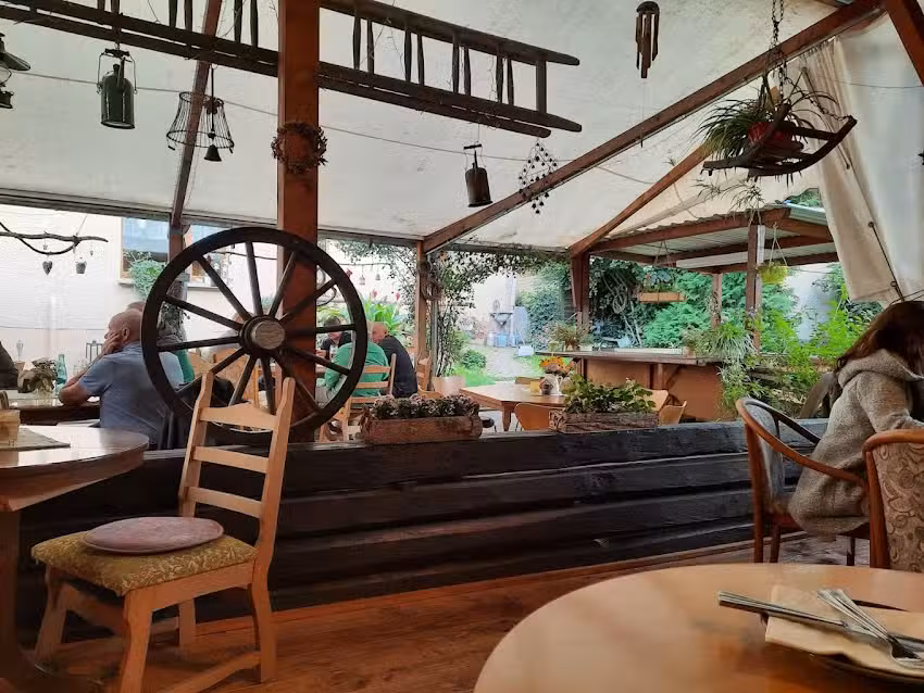 Die Scheune Franky&rsquo;s Caf&eacute;