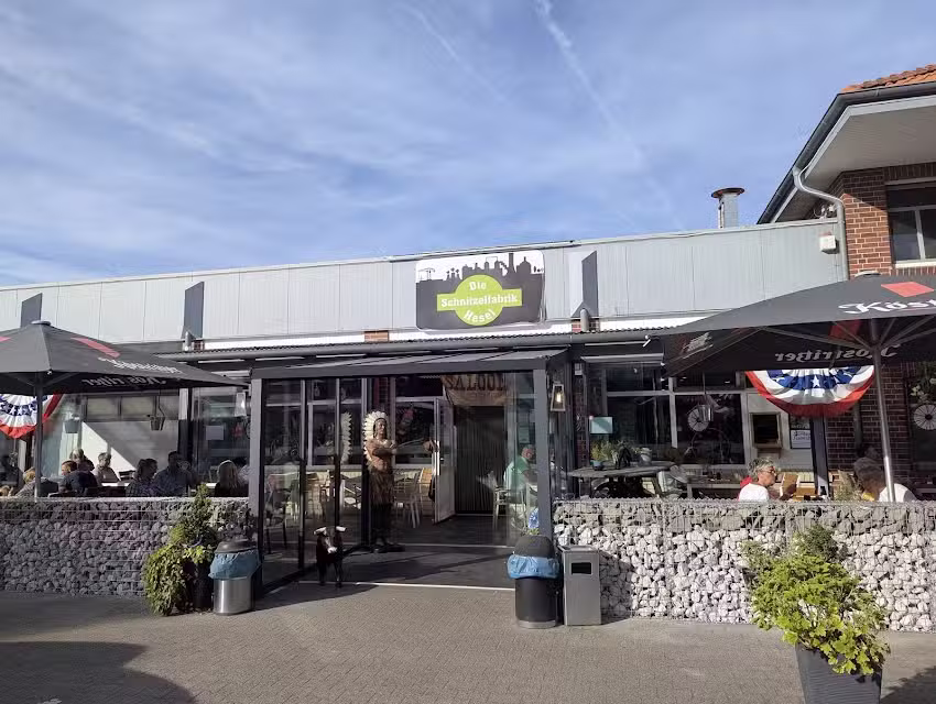 Die Schnitzelfabrik Hesel