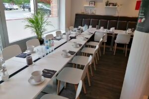 DieRummel Café