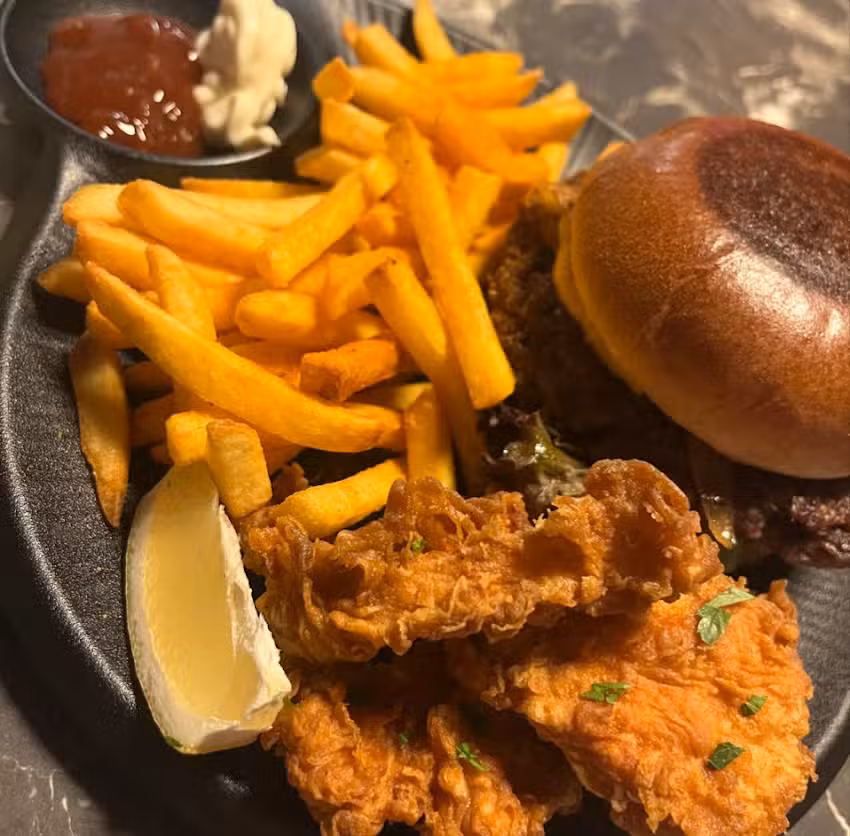 Digga&rsquo;s Chicken & Smash Burger Bogen