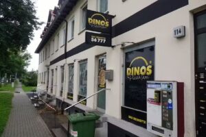 Dinos Pizza Taxi