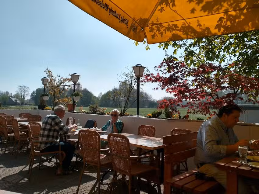 Dionysos am Schlo&szlig;