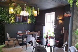 Divan Restaurant Cafe