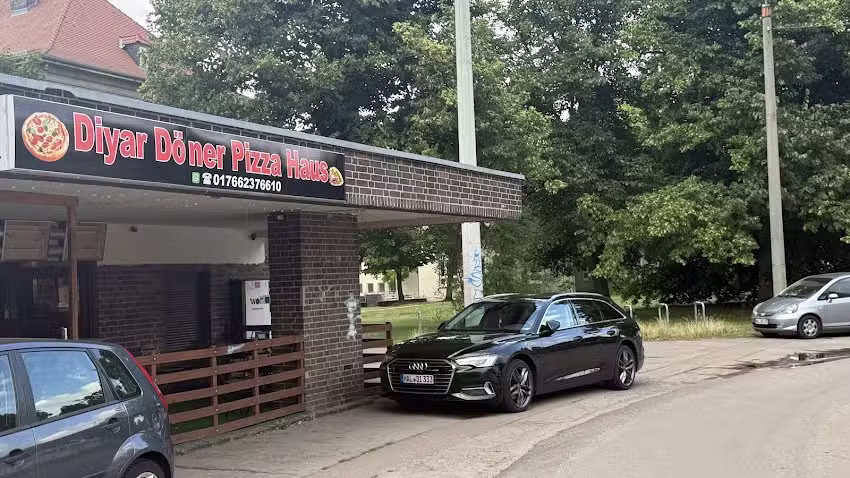Diyar Döner pizza haus
