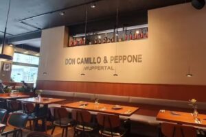 Don Camillo & Peppone