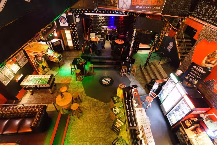 Don&rsquo;t Panic Club & Pub &ndash; Essen