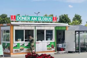 D&ouml;ner am Globus