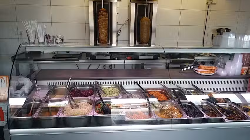 D&ouml;ner & Salatbar Adelya