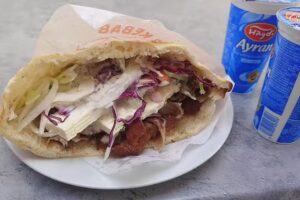 D&ouml;neria Bal