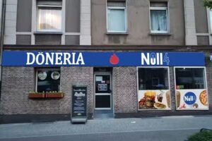 Döneria Null 4
