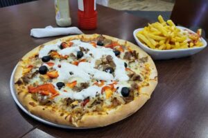 Döneria Pizza Salate & More