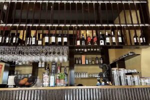 Dong Kinh Vietnamese Restaurant (online reservieren & bestellen in Website)