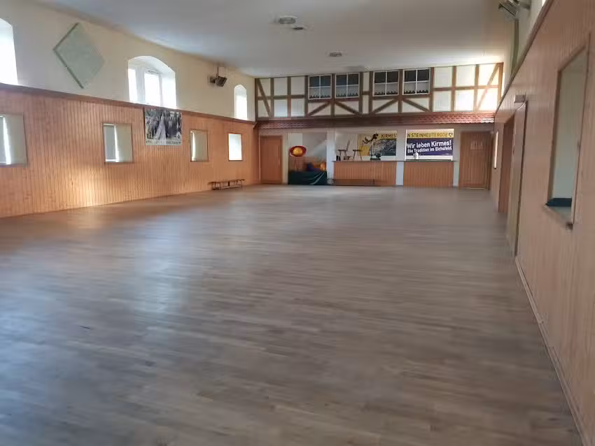 Dorfgemeinschaftshaus/Saal