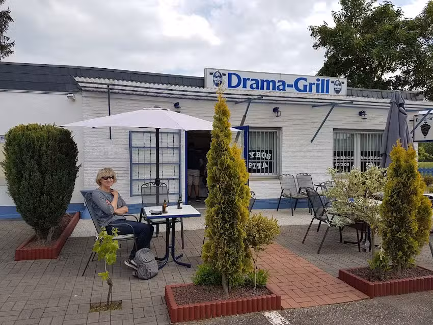 Drama Grill