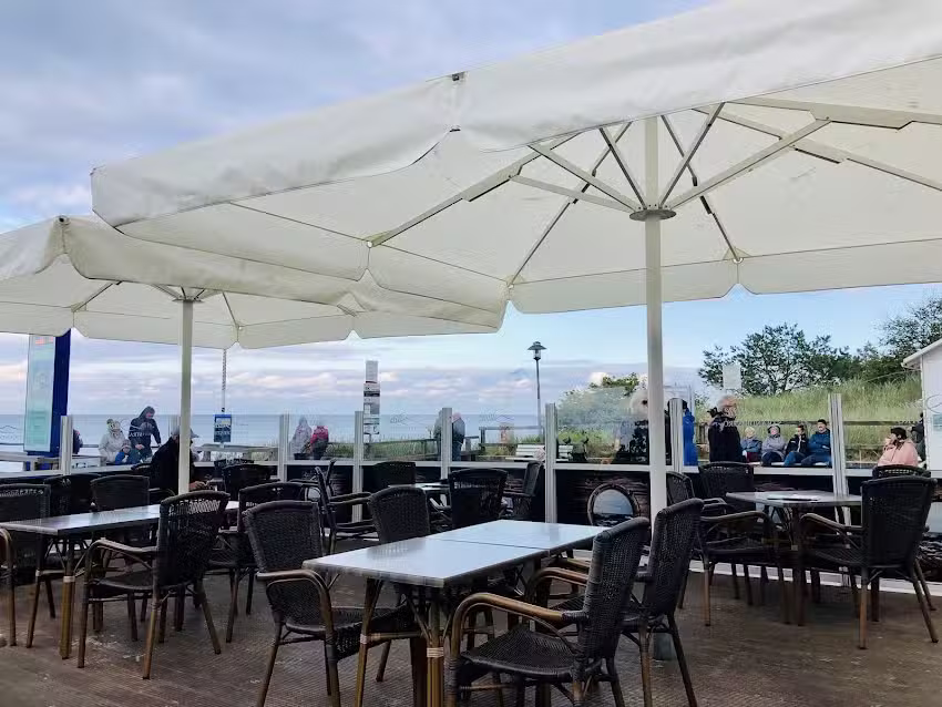 D&uuml;ne Strandbistro