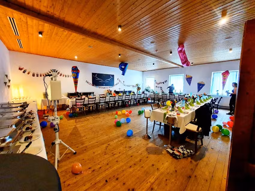 Eat & Bowl &ndash; Restaurant & Bowling