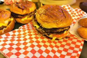 EATaló Burger