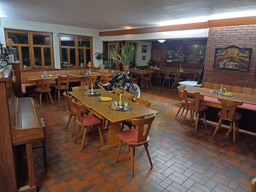 Eddis-Biker-Residenz Zum L&ouml;wen