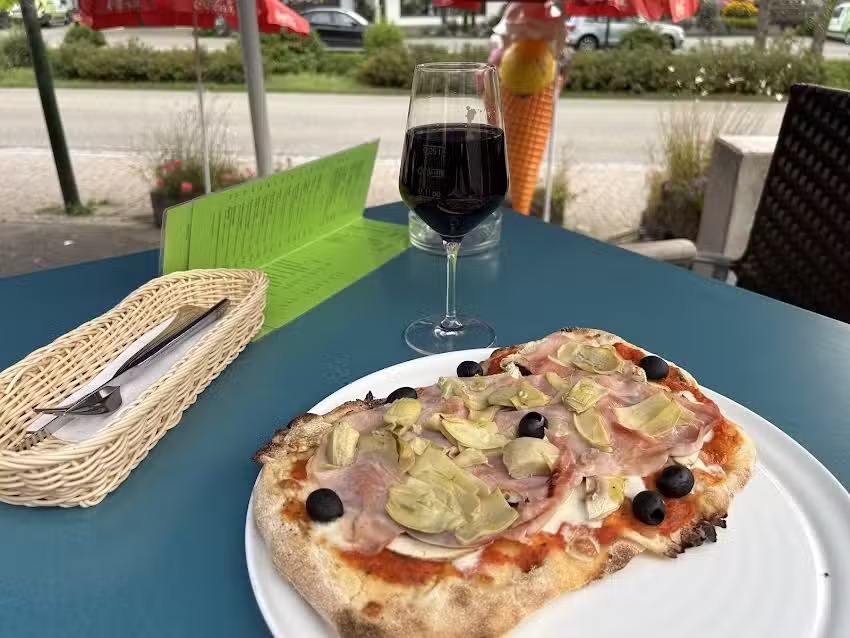 Eis Pizzeria Sensation