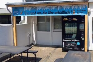 Eisautomat AM WALDRAND &ndash; Ostsee Eis Manufaktur