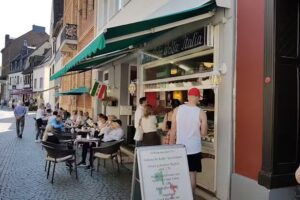 Eiscafe Bella Italia