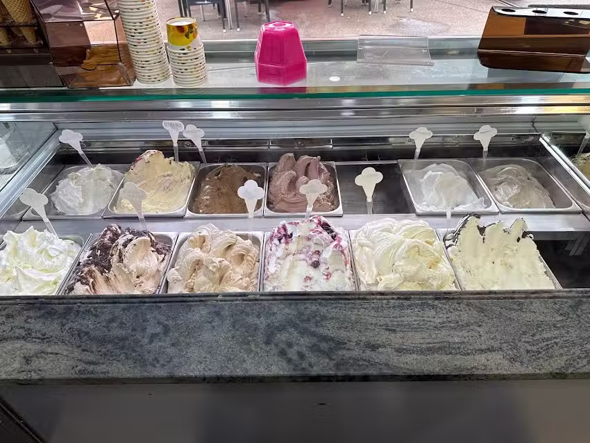 Eiscaf&eacute; Boutique Betzdorf