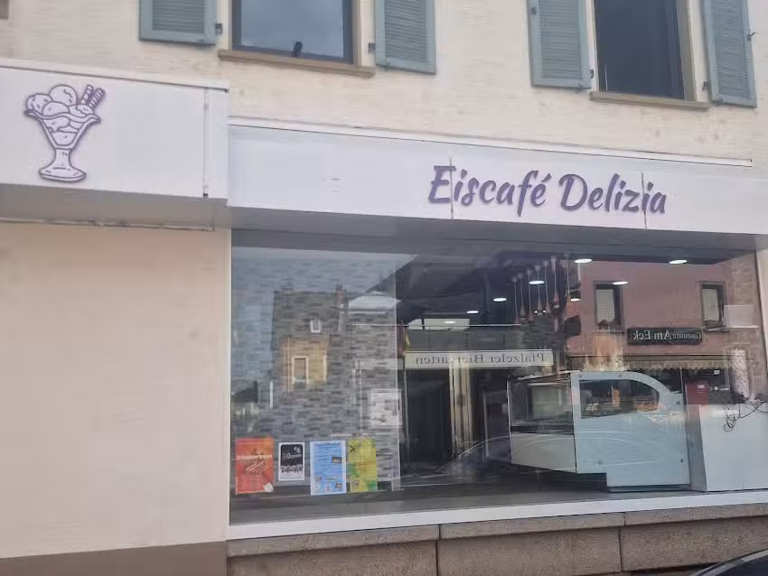 Eiscaf&eacute; Delizia