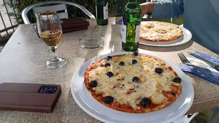 Eiscaf&eacute; Pizzeria Pranvera