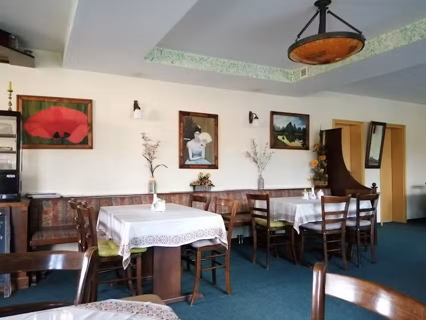 Eiscaf&eacute; & Restaurant &ndash; Martina Kodym