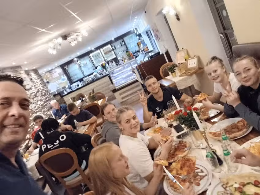 Eiscaf&eacute; & Ristorantino Galleria