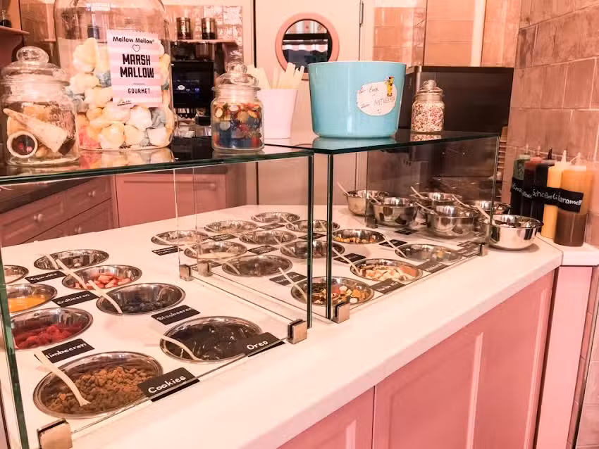 Eisliebe Deine Eismanufaktur Warnem&uuml;nde