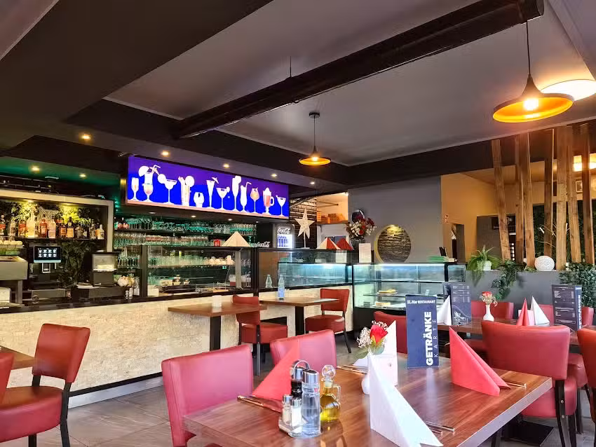 EL MAR Restaurant