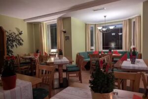 Ela’s Restaurant