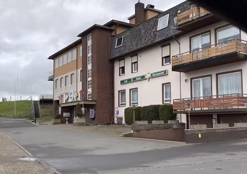 Elbblick Brokdorf Hotel Sell Restaurant und Caf&eacute;
