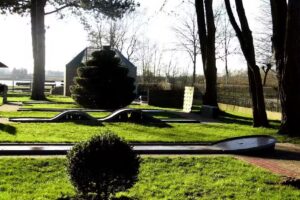 Elbe Eis & Minigolf Familie Herzog