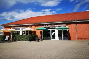 Elbtaler Eiscaf&eacute; B&auml;ckerei Ickert
