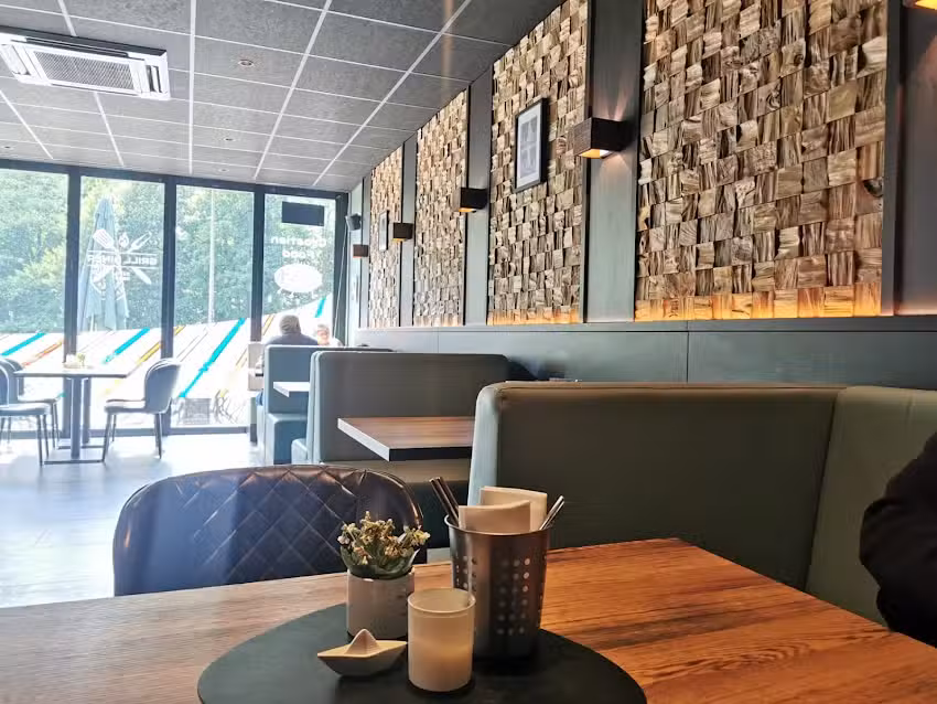 Elio&rsquo;s Grillhouse