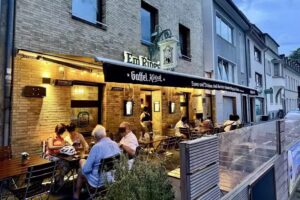 Em Ringstr&ouml;&szlig;je