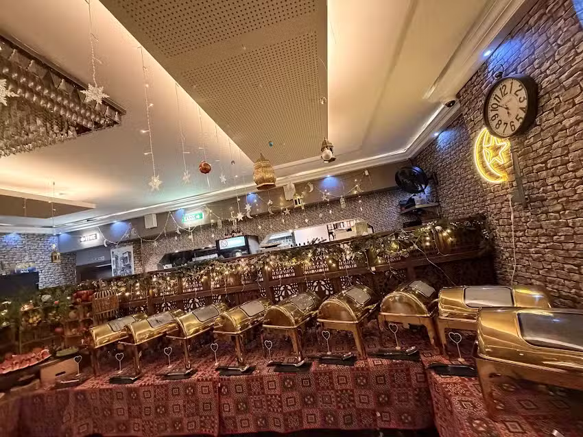 Emessa Cafe & Restaurant