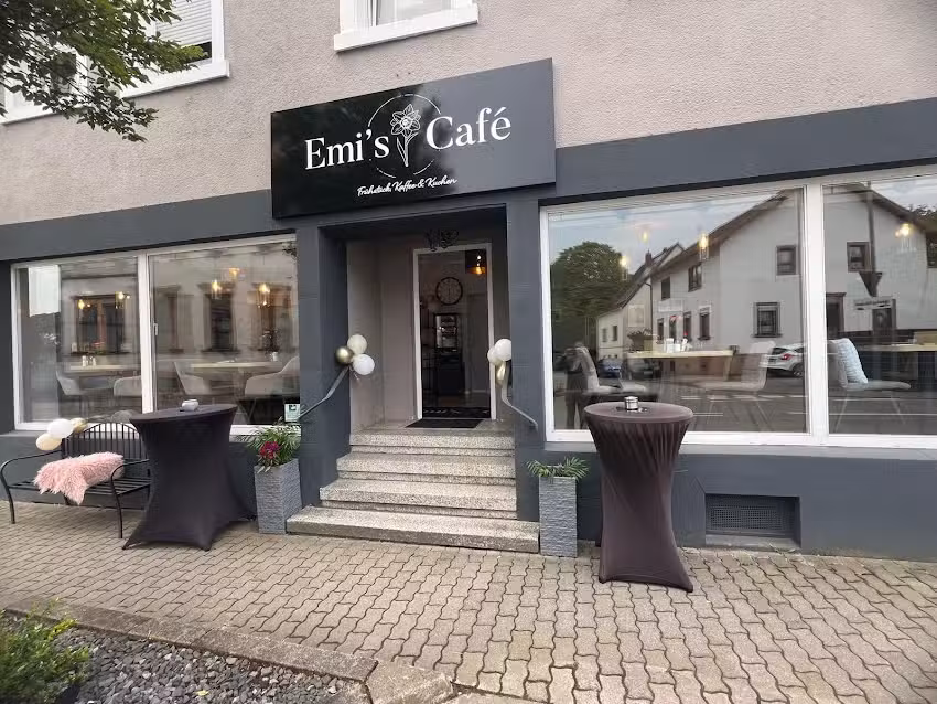 Emi‘s Café