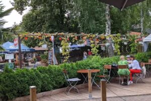 Emma & Paul’s Biergarten / Eiskrem Hausgemacht