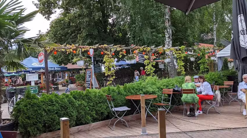 Emma & Paul&rsquo;s Biergarten / Eiskrem Hausgemacht
