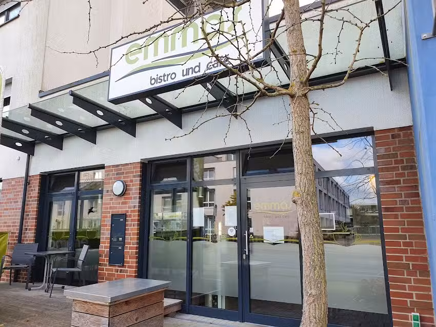 emmas &ndash; bistro und caf&eacute;